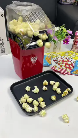 Why buy popcorn when you can make it at home, hot & fresh? 🍿 #movienight #popcornmaker #popcorn #easymade #kitchenware 