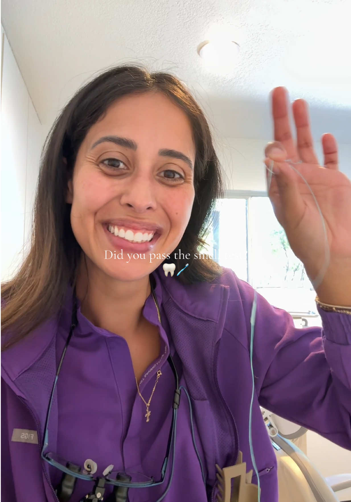 Not flossing is like not cleaning in between your cheeks 🍑🫣 @MEETCOCOLAB  Dental pros share with me your best analogies ☝🏽for flossing.  #dentist #teethcleaning #teeth #dentalhygienist #badbreath 