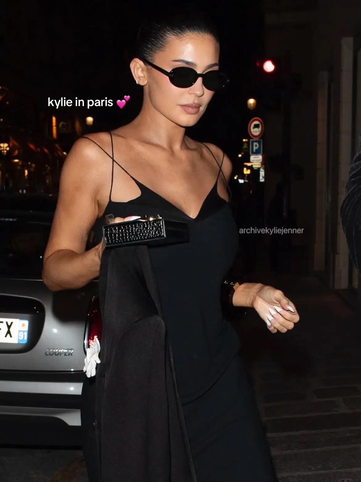 she looks insane #kyliejenner 