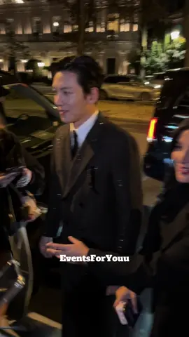 Jichangwook at his hotel after tomford #jichangwook #tomford 