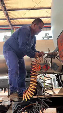 Cheguei  e já estou na oficina #chofer #chofer 