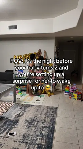 Set up her new play kitchen with a balloon surprise 🥹🥰 she LOVES her new kitchen and has been playing with it everyday since. But this birthday has me EMOTIONAL 😭 I’m no longer considered a “2 under 2” mom. I still remember the day she was born like it was yesterday (cheesy af but I completely understand why people say this) #hawaiitiktok #MomsofTikTok #2under2 #2yearold #fyp 