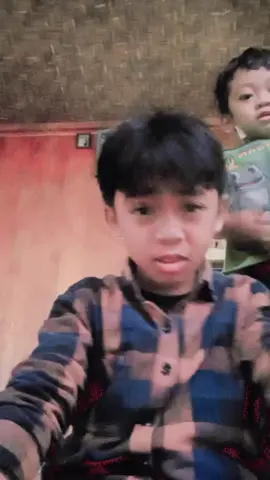 tren yang lagi viral