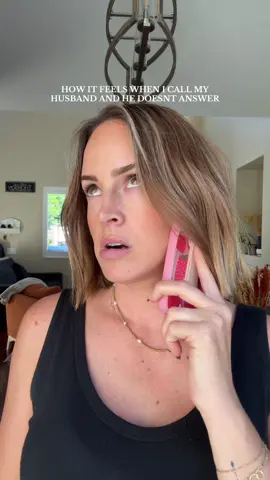 But you just text me 2 min ago… #husbandwife #husbandandwife #couplestiktok 