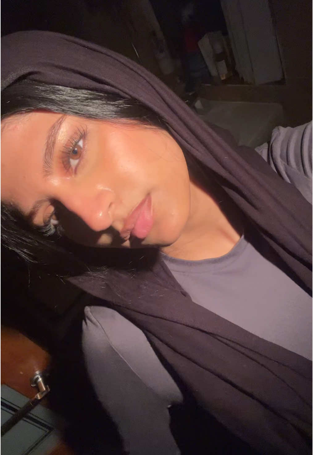 such a sucker for harsh lighting 