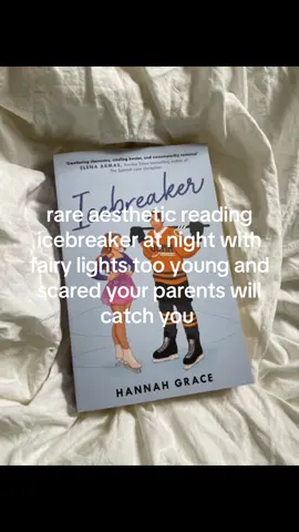 i’ve def never done this #BookTok #icebreaker #rareaesthetic 