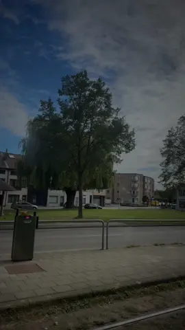 Urdu poetry ♥️🫀🍁🥀 📖🍂#viralvideos #100m #europe #emotional #foryoupage❤️❤️ #fyp #urdupoetrydeeplines 