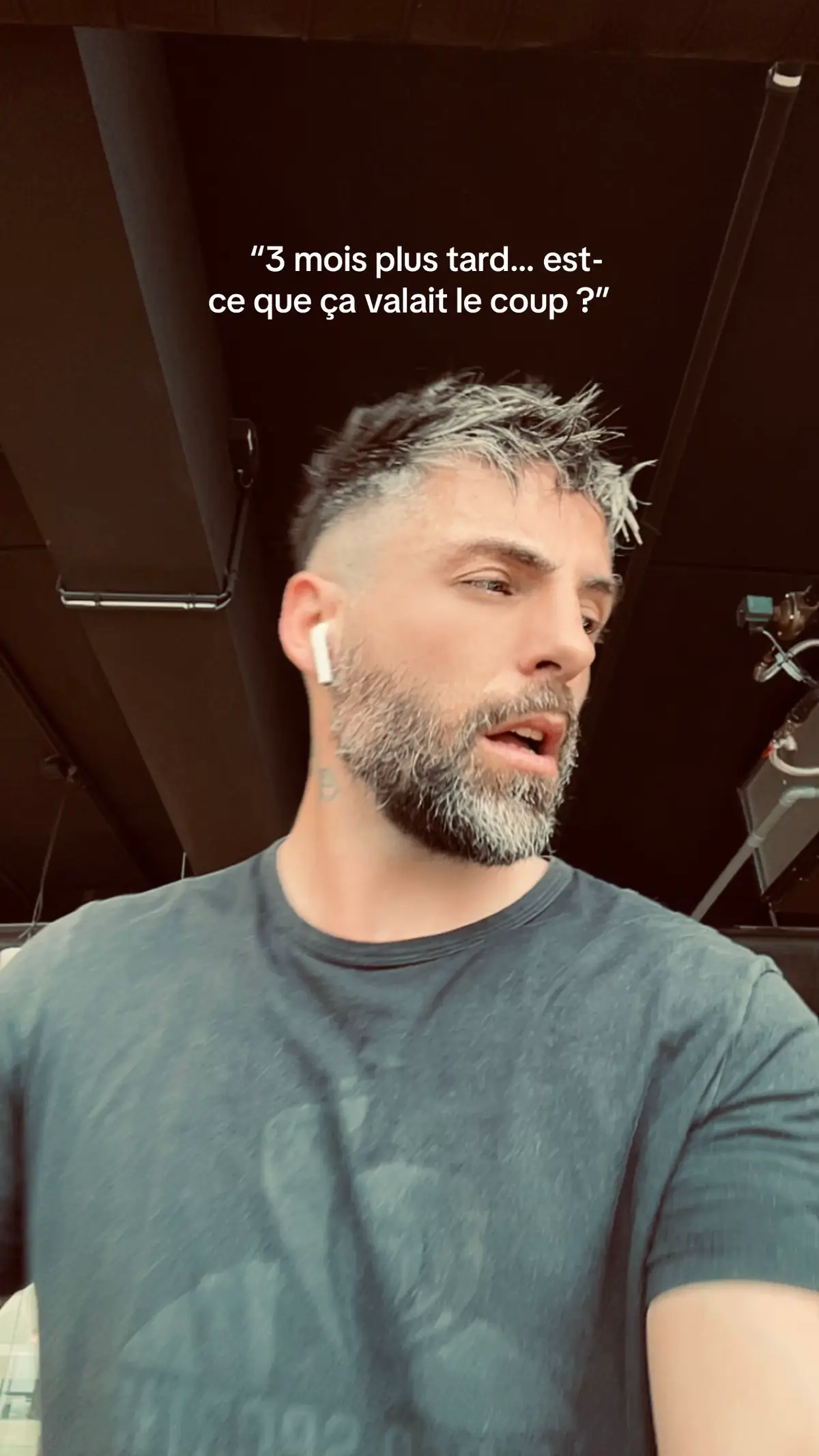 3 mois de patience… et la question reste : est-ce que ça valait le coup ? 👀🔥 Swipe jusqu’au bout pour voir la vérité 👉 #AvantApres #GlowUp #BeardCheck #Transformation #PourToi ”