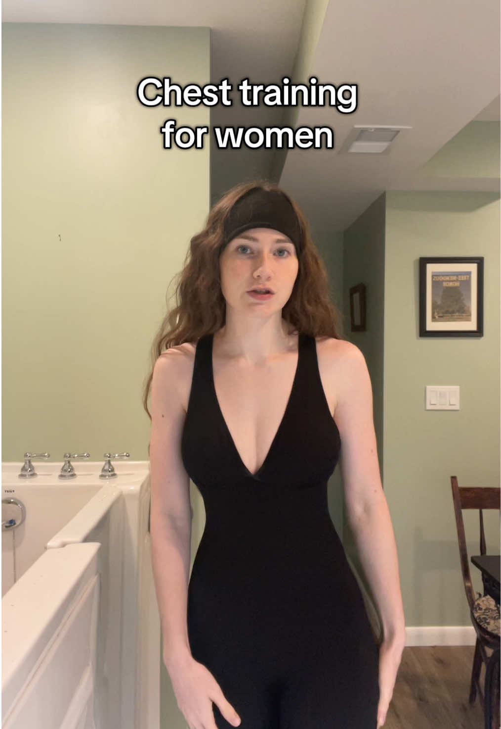 Let’s get to chest training women 🤭 hitting chest as a girl is a total game changer!! #chesttraining #athomeworkout #chest #chestworkoutathome #dreambody 