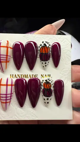 #fallnails #pressonnails #custompressonnails #pressonnailboss 