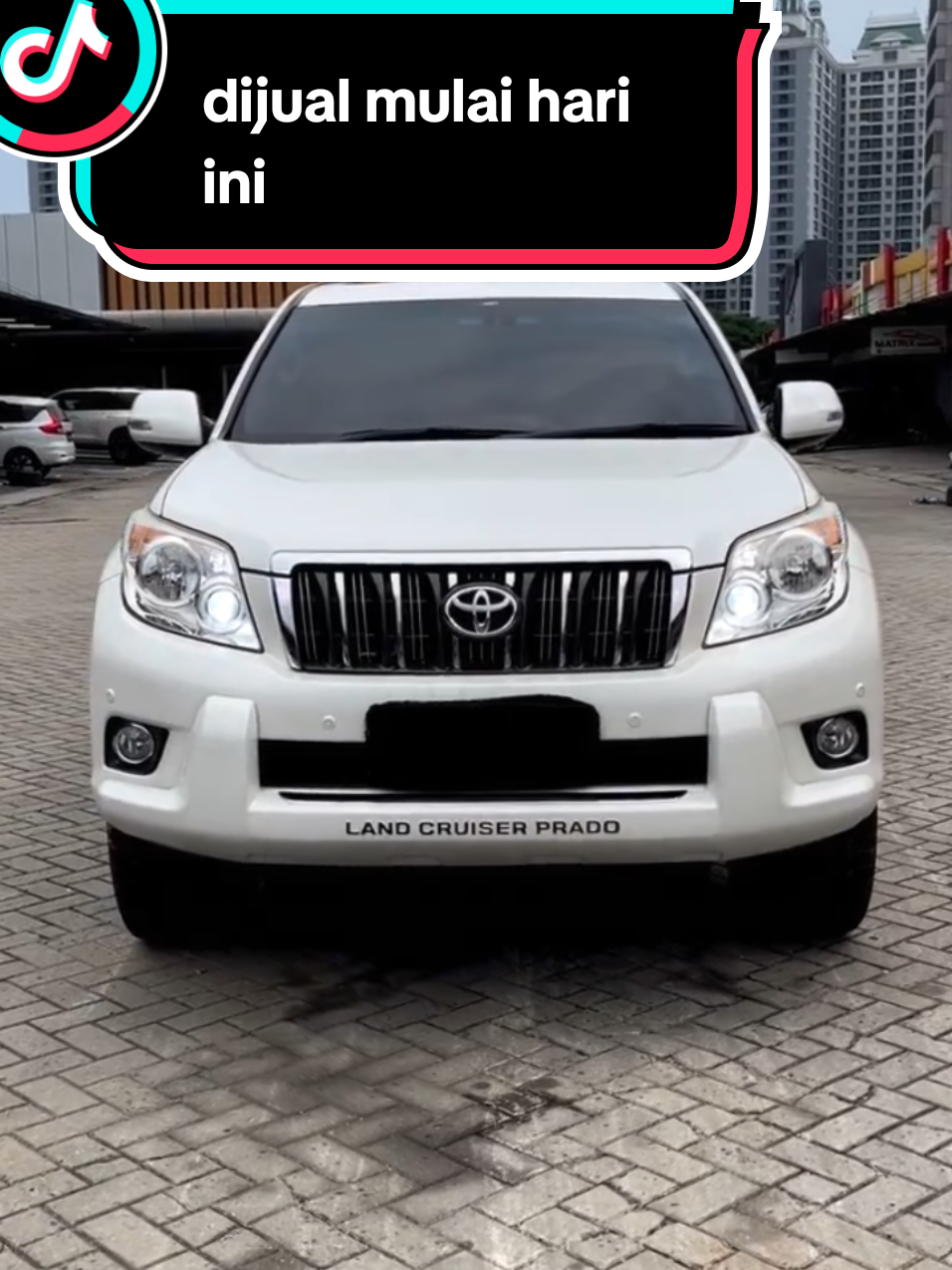 (DIJUAL)✅ T.L.C Prado 2.7l TX 4X4 Tahun 2013 White on black Km 61.000 Tax 02-2023 (BK medan) Sunroof Cruiser control Rear camera Electric seat Full black keather seat with heater seat 7 seater with auto folding 3rd row Velg R20 (lexus LX570) #promoseruweekend #resmi #fypシ #fyp #mobilsecond 