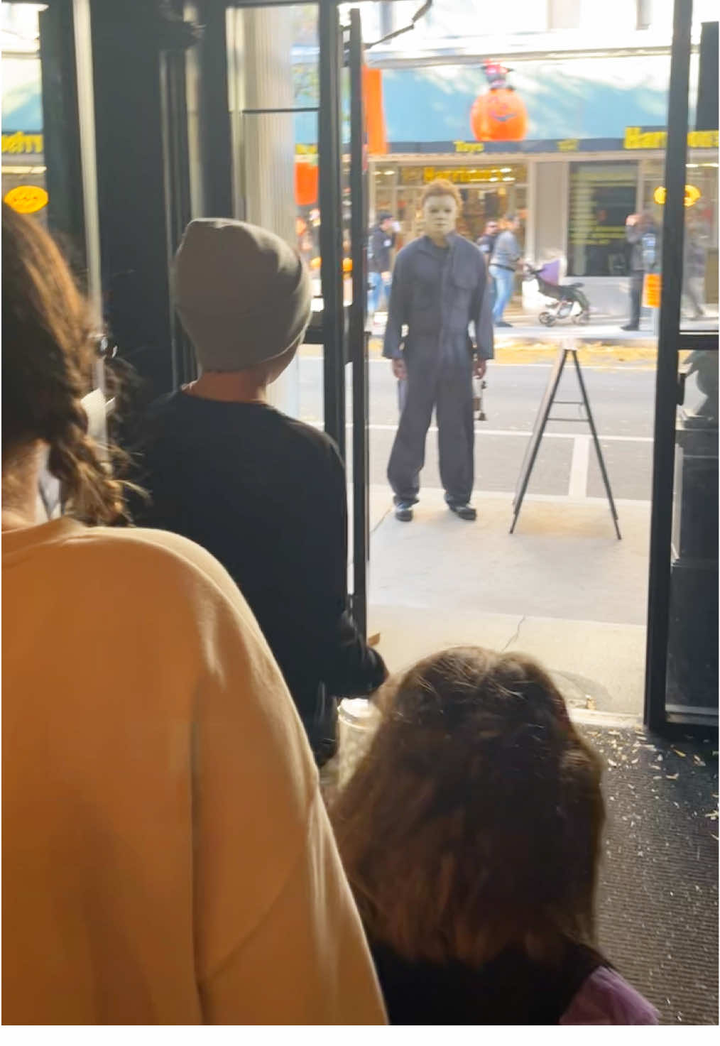 The fact that the kids went first though 😂 #halloween #salemmassachusetts #scarytiktoks #funnyvideos 