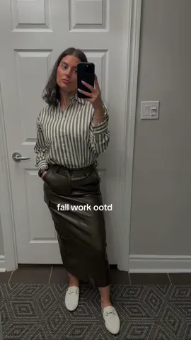 Happy October 1st!!🫶🏻🍃🍂🤍 #fyp #OOTD #falloutfits #work #outfitideas 
