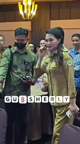 PEMIMPIN YANG MERANGKUL PERBEDAAN AKAN MEMBAWA KESATUAN👍 #sherlytjoanda #gubsherly #malukuutara #fyp #trending 