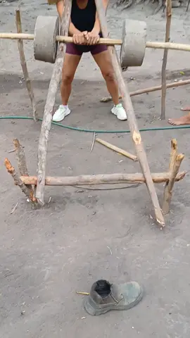 sinbora treinar aqui na minha academia top DSI.#treino em casa