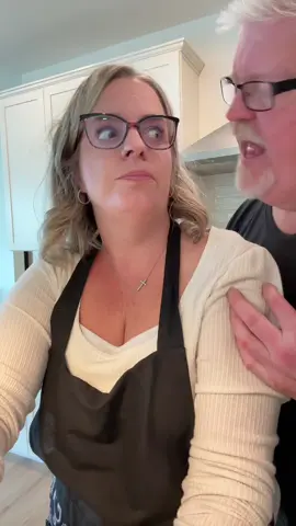 @Wendi #annoyinghusband #sillycouple #annoyedwife #marriedlife #laughter 