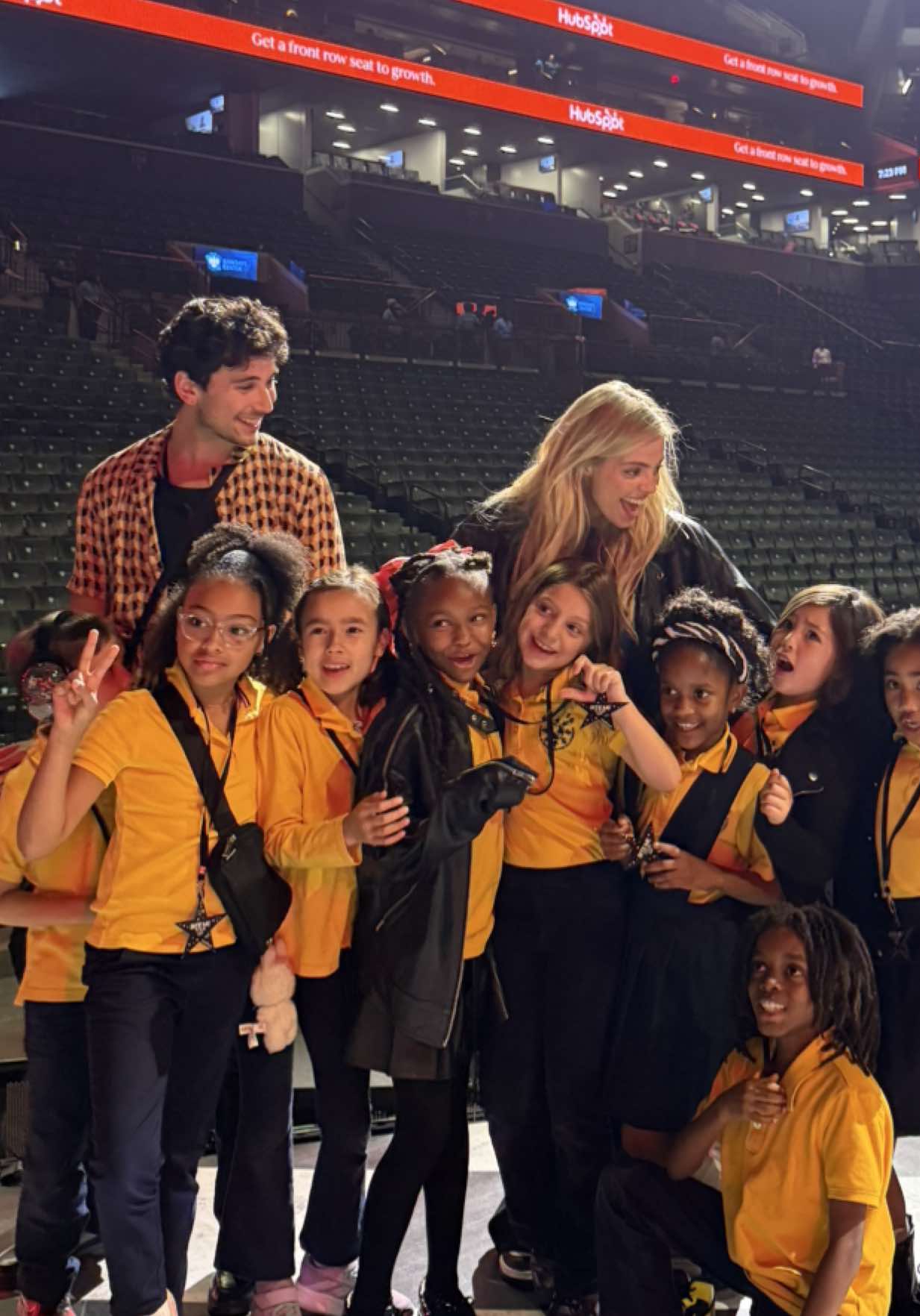 “LEAVE ME ALONE MOM” you will always be famous🌟. #CelebritySubstitute  @reneé  #reneerapp #leavemealone #leavemealonemom