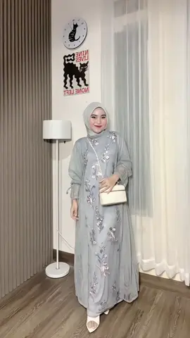 #dress #dressbrukat #dresskondangan #gamiskondangan #gamiscantik 