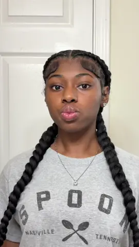 watch me do 2 feed in braids on myselffff 🥰💕💕 soo cutee , is it goin to fast ???👀 #braids #2feedinbraids #naturalhairstyles #quickhairstyle #blackhair