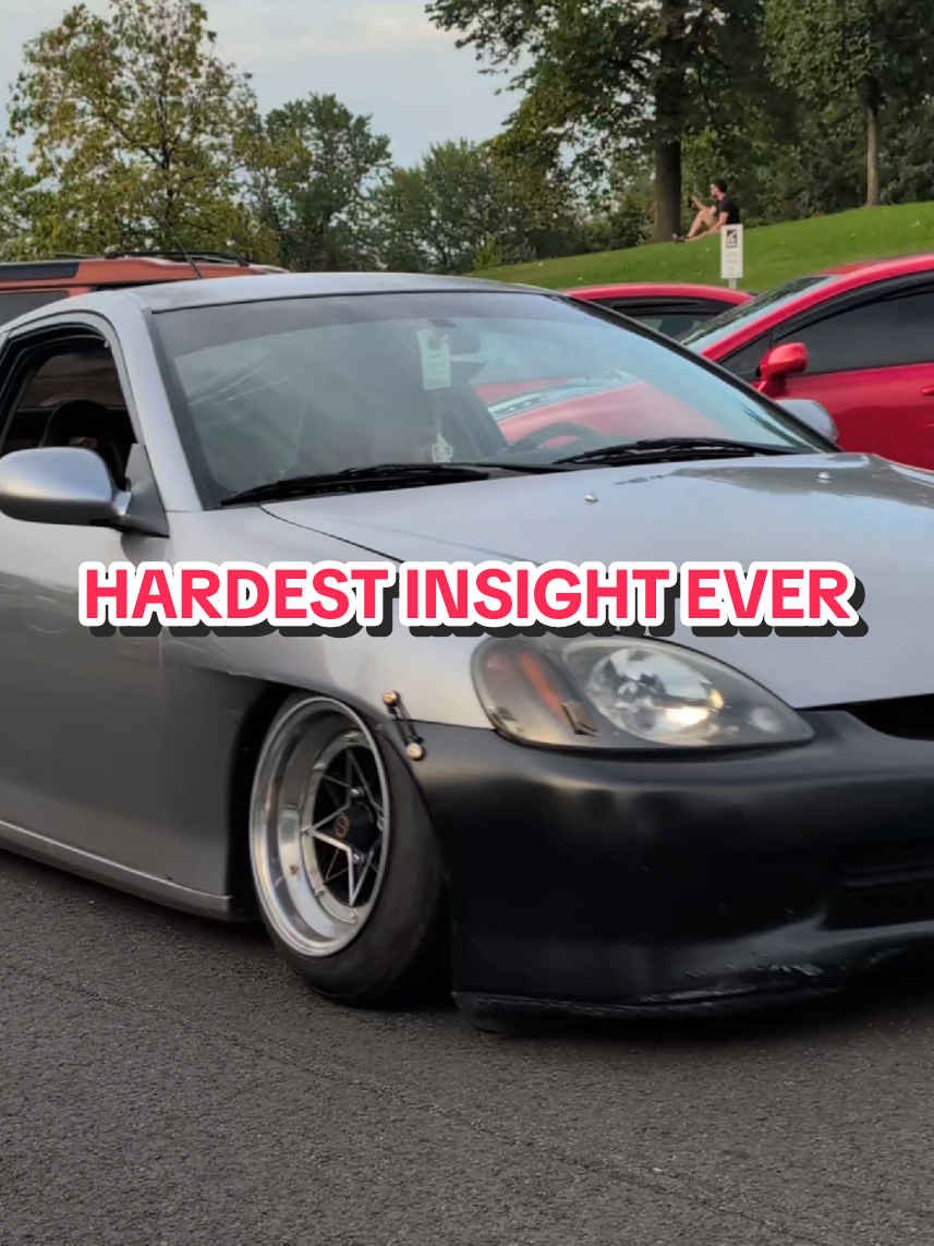 I challenge you to find me a cooler Honda Insight currently on the road, this is peak. #honda  #stance #hybrid #smallwheels #hondagang 