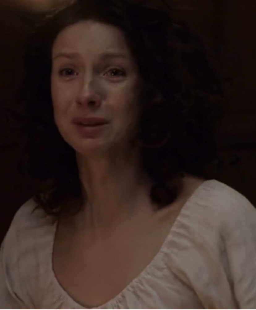 This scene is so sad in season 3 I’m probably going to finish season 7 today first time watching that season i can’t wait for season 8 i haven’t done a edit since September 5 #outlander #outlanderedit #clairefraser #clairefraseredit #jamiefraser @ShaniaMosher 