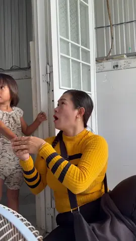 thật sự cảm động các con thiếu tình cảm #tinhbandieuky #adayroikm21 #viraltiktok #xuhuong2025🥰 