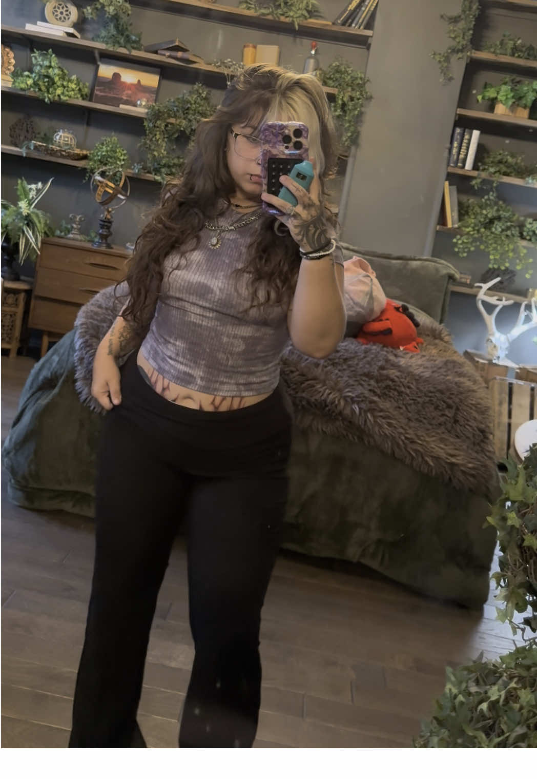 Anyone ganna wake Billie up?👀