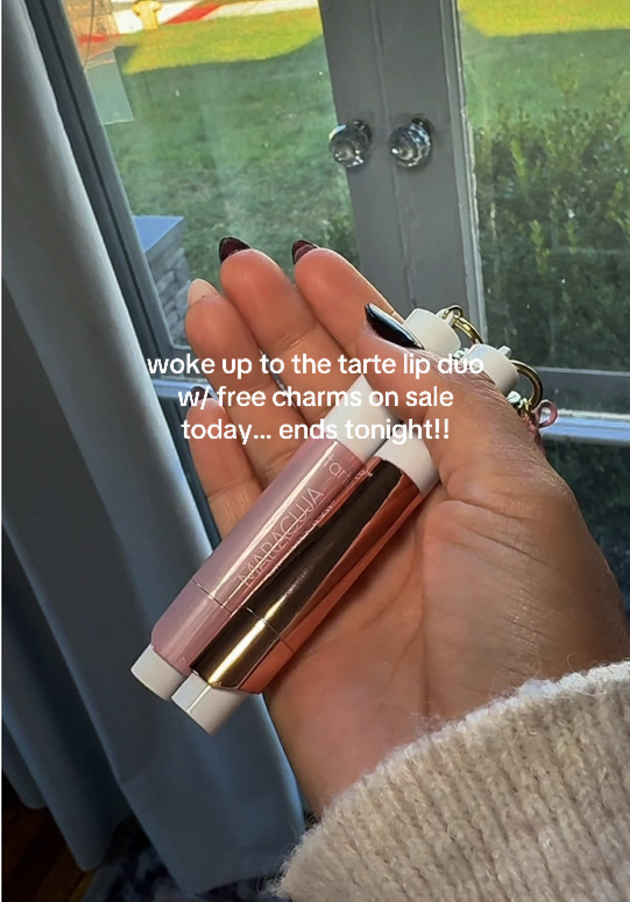 The perfect gift  #tiktokshopfalldealsforyou #tiktokshopcybermonday #tiktokshoprestock #tartecosmetics #tarteholidaybundles #stockingstufferforher 