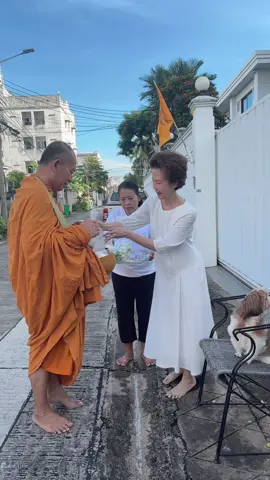 ขอให้เป็นปีที่ดีหมดซึ่งความทุกข์ความไม่สบายใจความขุ่นข้องหมองใจทั้งปวงขอให้ครอบครัวของเรามีแต่ความสุขความเจริญรุ่งเรืองมีแต่คนดีๆสิ่งดีๆเข้ามาในชีวิต🙏ขอให้แข็งแรงปลอดภัยจากสิ่งไม่ดีทั้งปวง🙏#ดวงดาวจารุจินดา #tiktokคนบันเทิง #ดญมียาหลานสาวคุณย่าดาว 