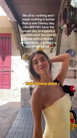 Name anything better, I’ll wait ✋🏼 #disneyaddict #disneyday #disneytiktokcircle #disneywithcourtney #disneygirlie #solodisneyday #disneylover 