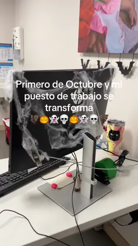 Empieza Octubre… Inmediatamente yo en el trabajo 🦇💀👻🎃🦇 ¡La mejor época del año!  #halloween  #spookyseason #work  #decoration #fyp 