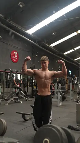 THE BIG DAY IS COMING 🚀 - #gymaesthetic #bodybuilding #bodybuildermotivation #gymwork #gymotivation 