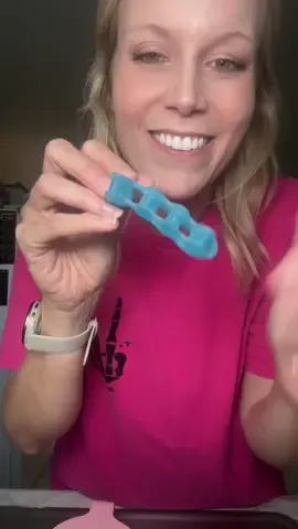 These ZenToes silicone toe separators help restore natural toe alignment, improve balance, and relieve discomfort. Soft, flexible, and reusable—perfect for barefoot training, daily comfort, or just giving your feet the break they deserve. 🦶✨ #FootCare #HealthyFeet #ToeSeparators #PainRelief #WellnessTips