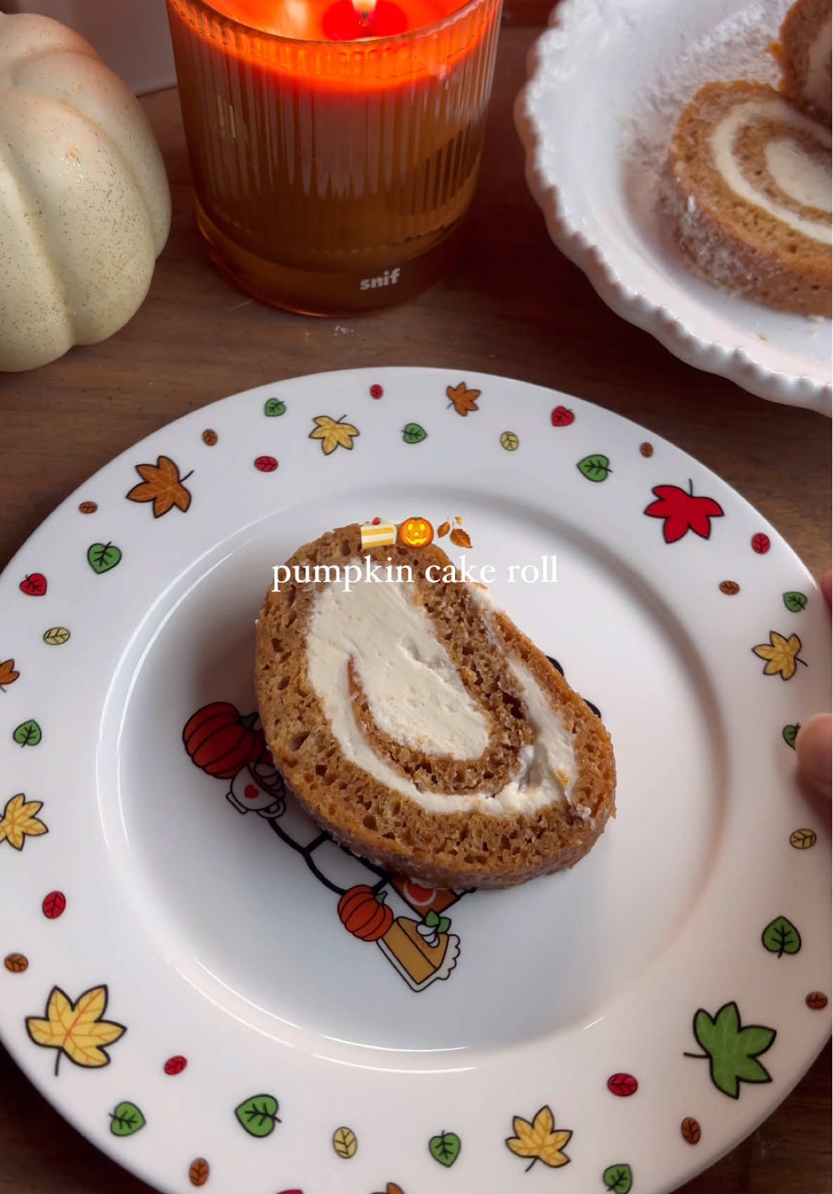 Pumpkin cake roll🎃🍰🍂 full recipe on my substack! #fallbaking #fallvibes #pumpkinseason #bakingszn 