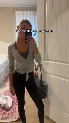 Mid week reset plus life update !! #resetroutine #nightroutine #cleaning @amika @Good Molecules @LaRochePosayUS @Weezie @Roller Rabbit 