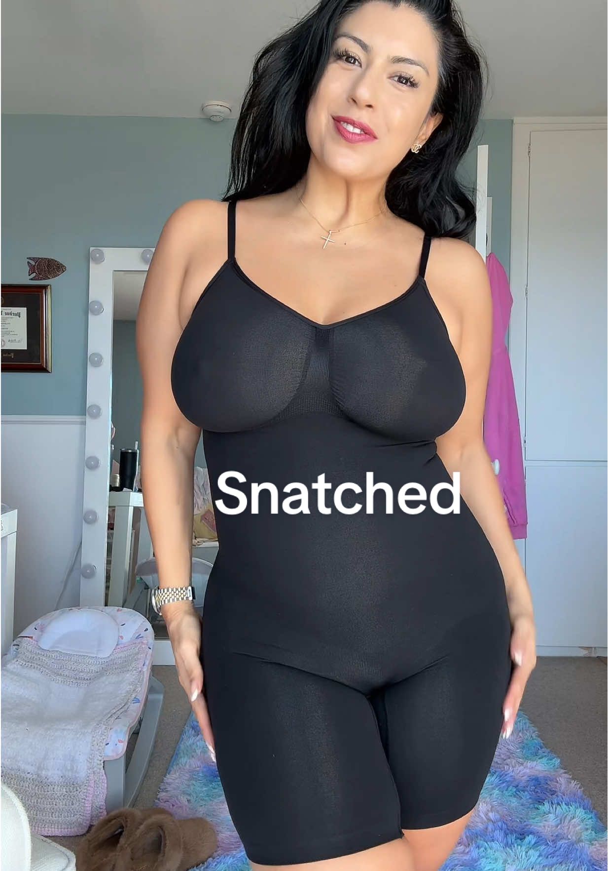 Ok but why does this take months in the gym 😫😆 #postpartumbody #postpartumjourney #fajas #shapewear #snatchedwaist 