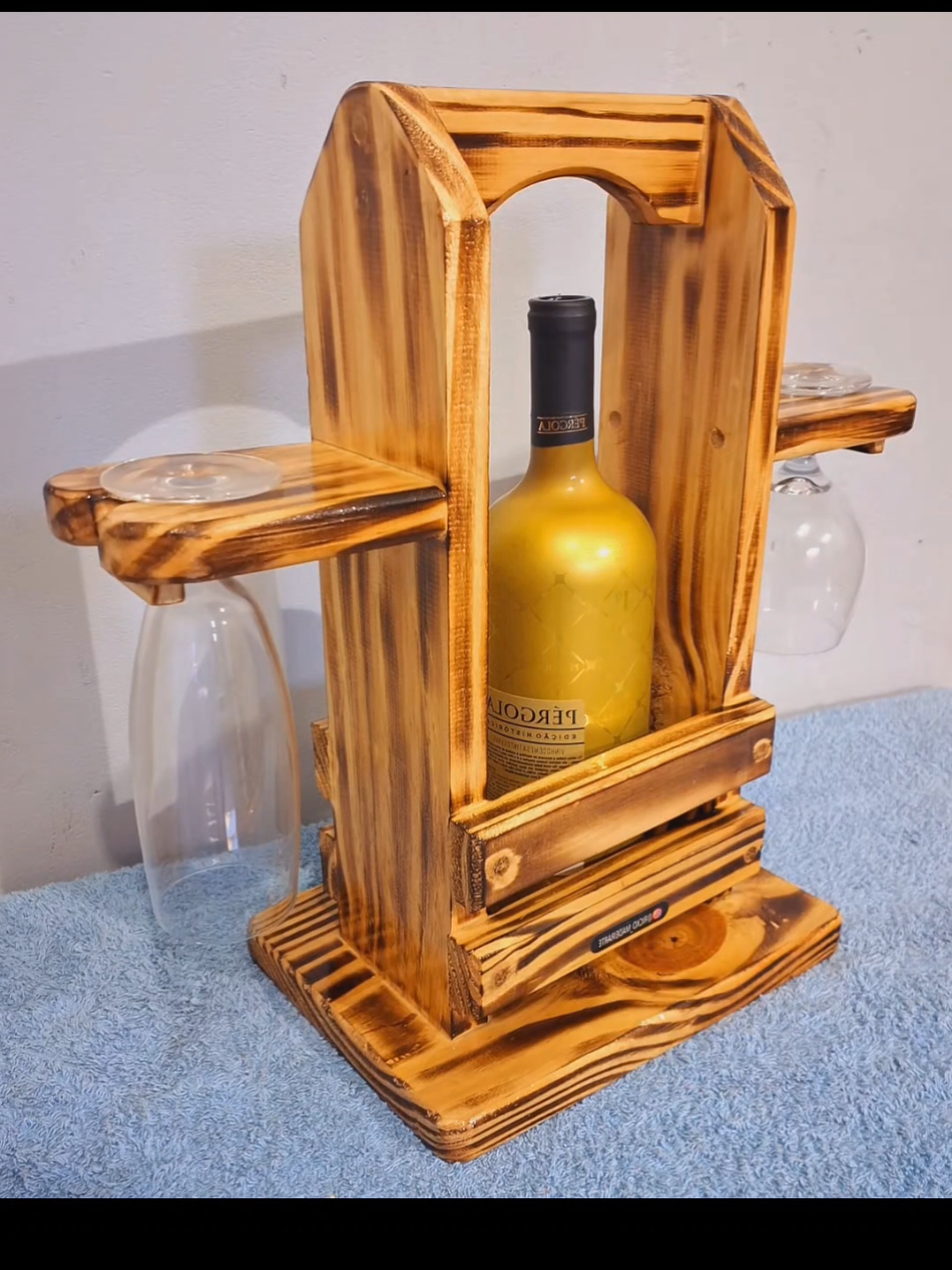 ❌No imaginaba que algo tan simple se vendería TANTO 🤯 ✅Si quieres obtener más ideas de proyectos como este, toca el enlace de mi perfil  #carpinteria #madera #melamina #bibliadelcarpintero #bricolaje 