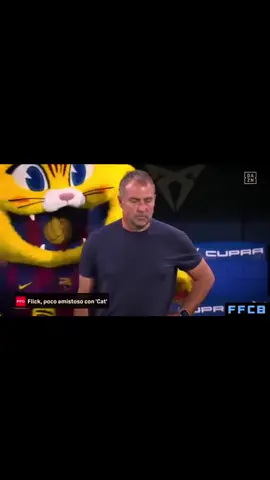 هاتز فليك مدرب برشلونة 😂😂😂😂😂 #ريال_مدريد  #برشلونة ميسي #دوري_الابطال #sportsontiktok #fyp   