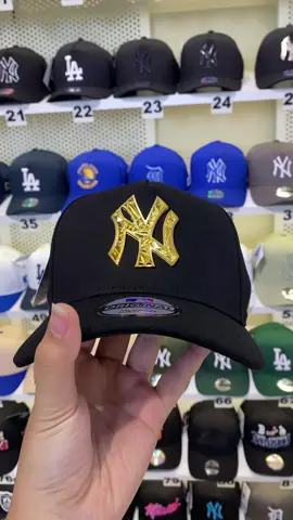 NY DIAMOND GOLD CHEK THIS OUT🔥#topi #baseball #viral #lewatberanda #foryoupage 