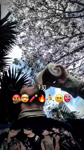 Minha rotina como dançarino é sempre corrida, ensaios, aulas, gravações… mas quando o relógio bate 12h, é hora de uma pausa merecida 🍜✨. Hoje o almoço foi esse Japchae da Ottogi (옛날 잡채), um clássico coreano super prático: só 3 minutinhos e já está pronto! ⏱️🔥 Com macarrão de batata-doce, legumes e um tempero delicioso, ele é leve, saboroso e perfeito para quem vive na correria mas não abre mão de uma refeição gostosa. 😋 👉 Se você também tem uma rotina agitada, vale experimentar! É rápido, nutritivo e com aquele gostinho da Coreia que a gente ama 🇰🇷💛 #kfoodsupporters 