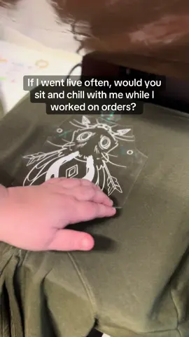 Thinking of going live more often, would you sit and chill with me while I worked on shirt, fursuit, and con prep work? I could use the company and I think it would be a fun way to get to know yall better! What do you think? 