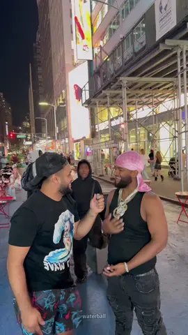 Giddy Lefty water ball prank #funny #funnyprank #waterballoon #waterball #pranks