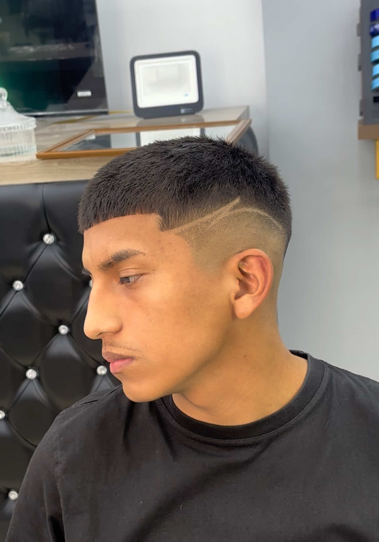 Alisado para hombres #barberia #cortesia #alisado #paratii #cortesdecabello 