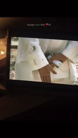 I know it’s a novela but still 🤚🏼😭#loquelavidamerobo #fyp #parati 