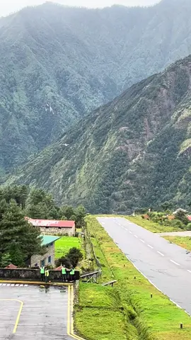 Happy dashain from Lukla ❤️#tenzinghillaryairport #everestreason🇳🇵🇳🇵🇳🇵 #adventure @Punamlamichhane 