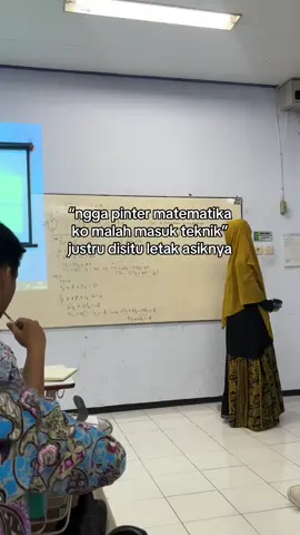 asik agak stres dikit😇 #teknikelektro #smksuhat #engineer #trend #fouryou #4u 
