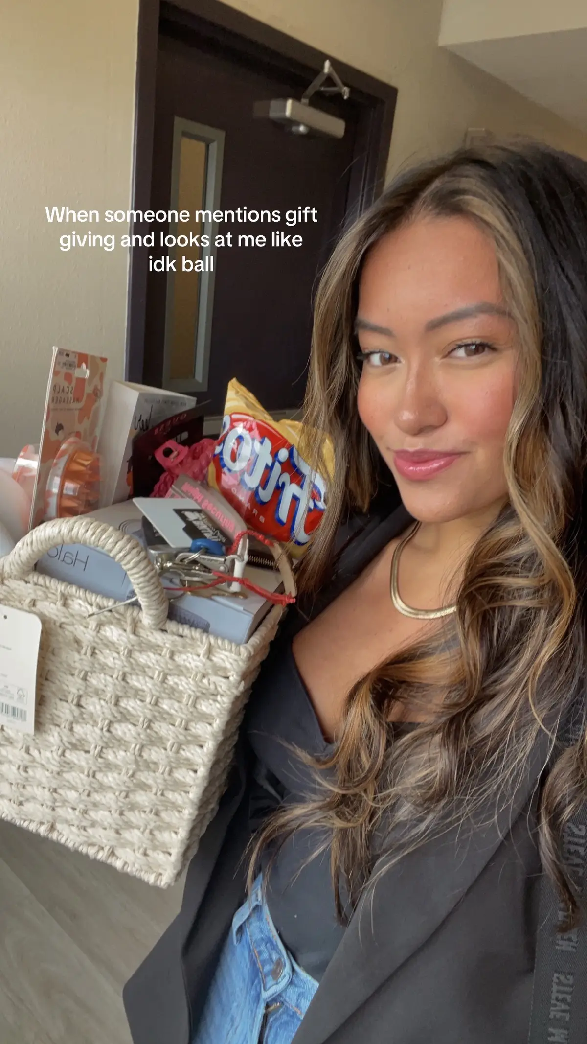 One thing about me is im all about giving an intentional gift but in basket form🫶🏼 #giftgivinglovelanguage #gifts 
