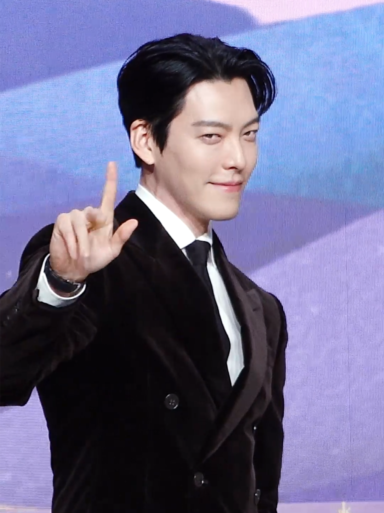김우빈, 반복된 주문에 고통 받는 우빈지니 🧞‍♂️ ｜ Kim Woo Bin [MTN 직캠] #김우빈 #kimwoobin #다이루어질지니 #머니투데이방송 #MTN #MTNSTAR