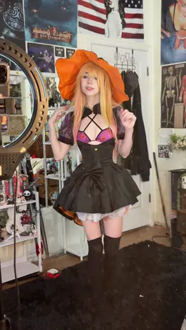 ill genuinely not wanna cosplay all day but once its night suddenly i do #fyp #mydressupdarling #marinkitagawa #cosplay #marinkitagawacosplay 