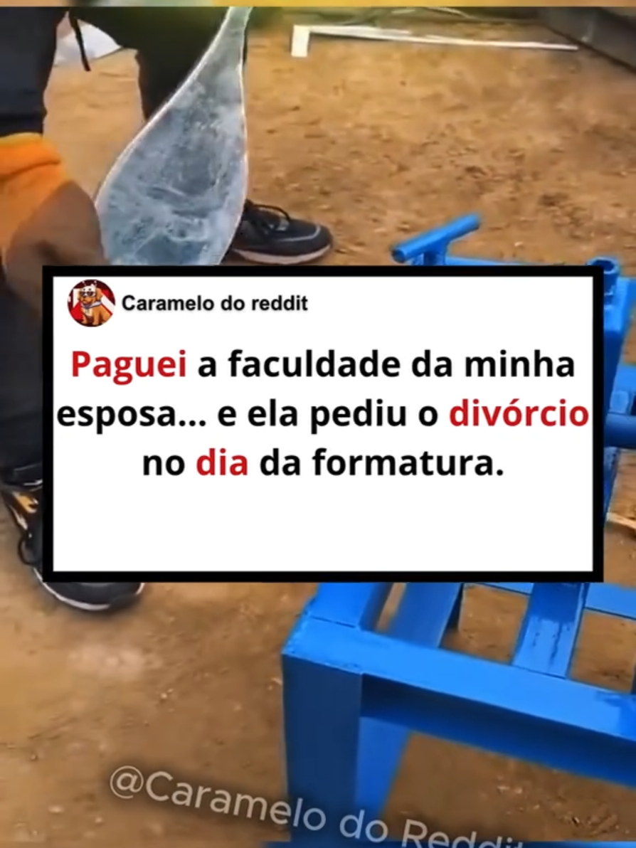 Parte 2 Paguei a faculdade da minha esposa... e ela pediu o divórcio no dia da formatura. Foram oito anos. Oito anos da minha vida dedicados a sustentar um sonho que não era meu. Turnos duplos, férias canceladas, noites solitárias com jantares congelados. Tudo porque a promessa sempre foi: “Quando eu me formar, tudo vai ser diferente.” Eu acreditei. Paguei cada conta, cada livro, cada curso extra. Eu me tornei a muralha silenciosa que segurava o peso de tudo, acreditando que no fim, esse seria o nosso futuro. #reddit #redditstories #relatos #reddittiktok #reddithistorias
